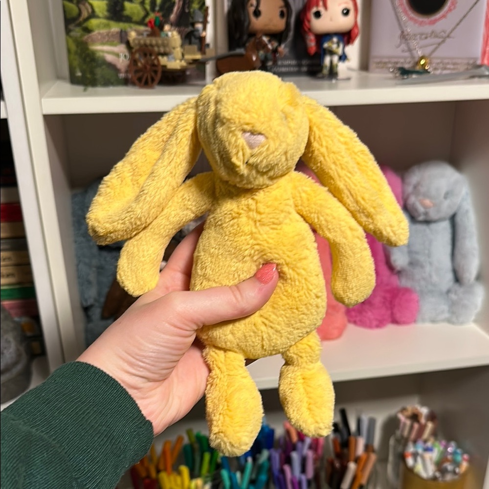 NWOT Jellycat Sunshine Yellow Bunny Small